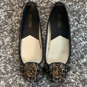 Michael Kors flats 8.5